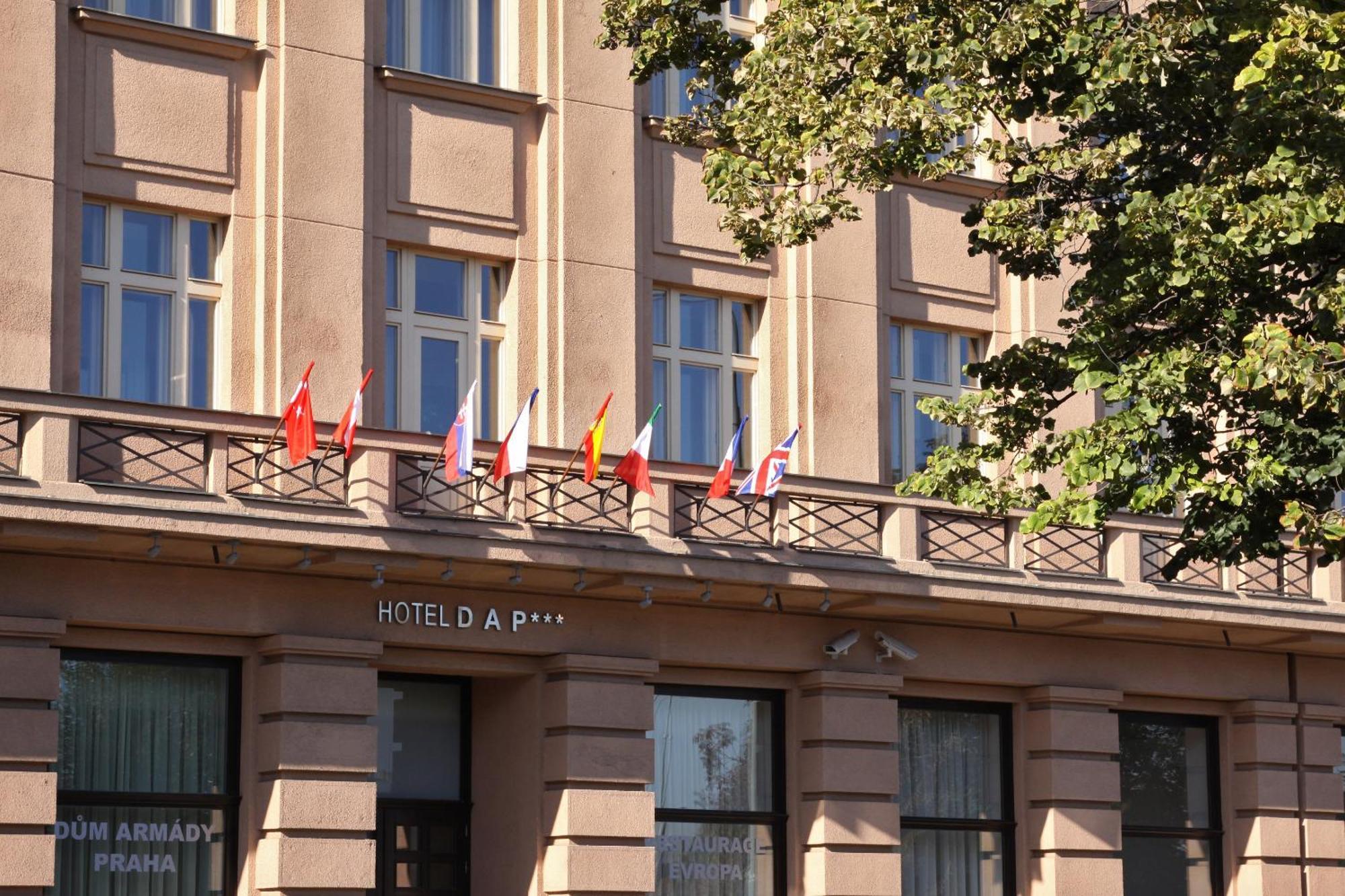 Hotel Dap Praha Bagian luar foto